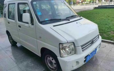 Подержанный Suzuki Wagon R 2012, хэтчбек, предпродажный, 2WD, обзор