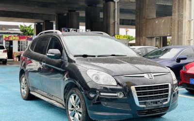 Интерьер предпродажного китайского подержанного автомобиля Luxgen U7 SUV 2014, внедорожник, бензиновый, 4WD, спецификации и цена