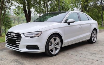 Передне-боковой вид Audi A3 2018 хэтчбек, вторичный автомобиль из Китая, с ценой и характеристиками.