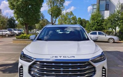 Полный экстерьер подержанного внедорожника Jetour X70 PLUS 2022 года, б/у автомобиль на продажу в Китае, с характеристиками, ценой и бензиновым 4WD.