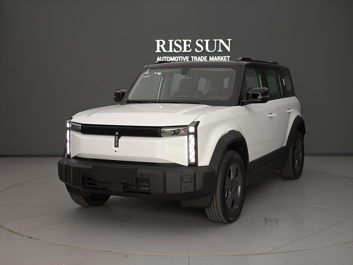 Полный экстерьер внедорожника Chery iCAR 03 2024, подержанный автомобиль из Китая на продажу, с ценой, обзором и электрическими характеристиками.