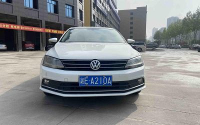 Передний угол Volkswagen Sagitar 2018, китайский подержанный автомобиль с 2WD и бензиновым двигателем, демонстрирует характеристики, цену и обзор авто.