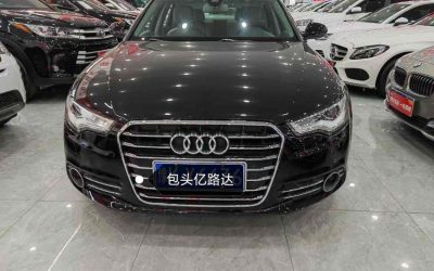 Передний угол Audi A6L 2013, китайский подержанный автомобиль с 2WD и бензиновым двигателем, демонстрирует характеристики, цену и обзор авто.