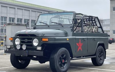 Экстерьер подержанного BAIC 212 Classic 2018, SUV, 4WD, на продажу в Китае, характеристики, цена и обзор.