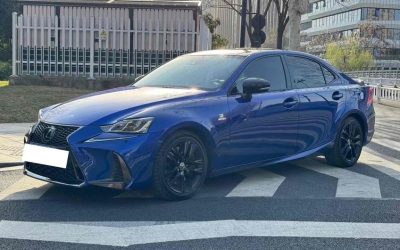 Полный обзор Lexus IS 2019, подержанный автомобиль, с характеристиками, ценой и приводом 2WD.