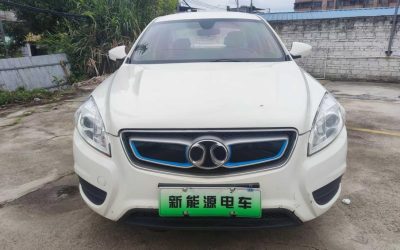 Полный экстерьер BAIC EV EU 2017, электрического седана, китайского подержанного автомобиля на продажу, с характеристиками, ценой и возможностью покупки в Китае.