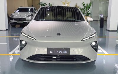 Задний вид NIO ET7 2023 года, подержанный автомобиль, седан, на продажу в Китае, технические характеристики, цена, обзор, 4WD, электрический, китайский подержанный автомобиль, купить авто.