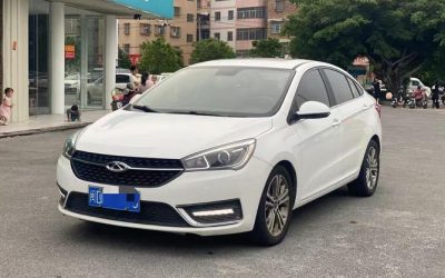Общий вид Chery Arrizo 5 2017 года, подержанный автомобиль, седан, на продажу в Китае, технические характеристики, цена, обзор, 2WD, бензин, китайский автомобиль с пробегом, второй владелец, купить авто.