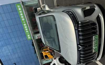 Передний экстерьер б/у Voyah Dream 2023 электрического MPV на продажу в Китае, 2WD, проверьте спецификации и цену.