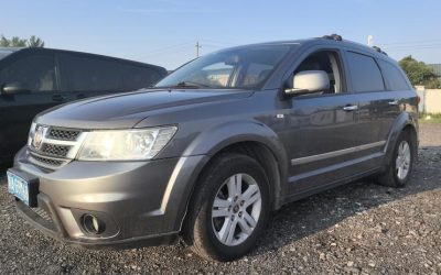 Подержанный Fiat Freemont 2014, бензиновый внедорожник, в продаже. Обзор цены, характеристик, интерьера, экстерьера, привода 4WD. Купить вторичный авто, тип кузова внедорожник.