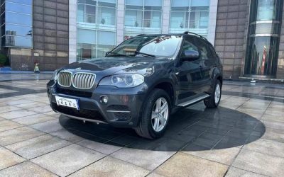 BMW X5 2012, подержанный бензиновый/дизельный внедорожник на продажу в Китае. Просмотрите характеристики, цену и обзор этого вторичного авто, 4WD.