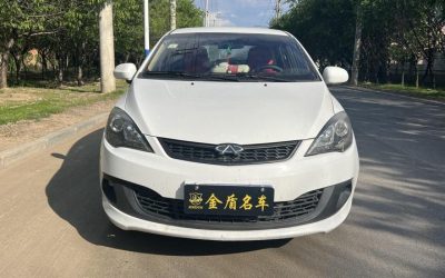 Передний вид хэтчбека Chery Fulwin 2 2013 года, китайский подержанный автомобиль на продажу, с характеристиками, ценой и обзором б/у авто, бензин, 2WD.