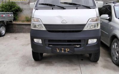 Полный обзор экстерьера подержанного Changan Kuayue V5 2012 фургона, бензинового китайского автомобиля б/у на продажу в Китае, подчеркивает дизайн и цену.