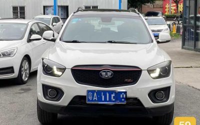 Полный внешний вид подержанного Bestune X80 2016 года на продажу в Китае, с характеристиками, ценой и 2WD в обзоре подержанного автомобиля.