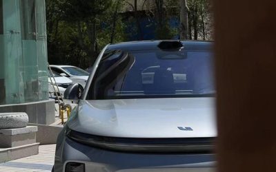 Полный внешний вид подержанного гибрида LI L7 2023 года на продажу в Китае, с характеристиками, ценой и 2WD/4WD в обзоре подержанного автомобиля.