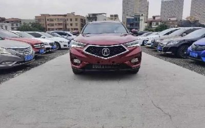 Экстерьер Acura CDX 2017, подержанный внедорожник с бензиновым двигателем на продажу, с приводом 2WD, характеристиками и ценой в Китае.