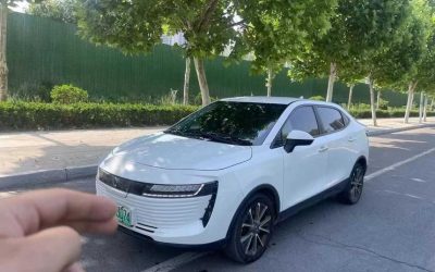 Полный вид подержанного 2019 ORA iQ, электрического хэтчбека, на продажу в Китае, с характеристиками и ценой.