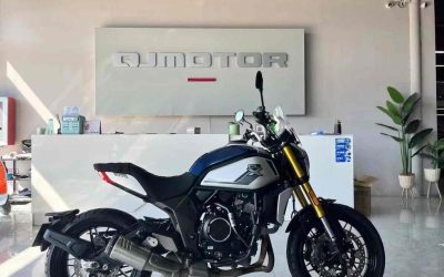 Экстерьер мотоцикла CFMOTO 700CL-X 2021, демонстрирующий характеристики, цену и обзор подержанного китайского автомобиля, бензин, 2WD, купить в Китае.