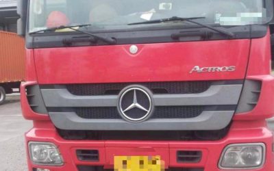 Обзор подержанного автомобиля Mercedes-Benz Actros 2015, грузовик, дизель, 2WD, на販売 в Китае, спецификации, цена, обзоры.