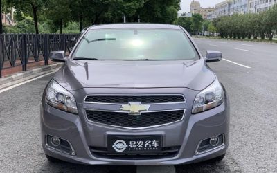 Передний вид Chevrolet Malibu 2013, подержанный седан, бензин, 2WD, на продажу в Китае, цена и характеристики.