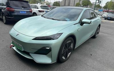Передний вид Deepal SL03 2023, китайский подержанный электроседан, 2WD, на продажу в Китае, цена и характеристики.