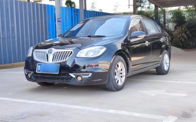 Экстерьер б/у CMC H330 2014, бензин, 2WD, китайский подержанный автомобиль на продажу, цена и обзор.