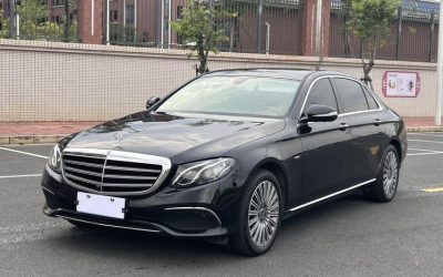 Характеристики седана Mercedes-Benz E-Class 2020, бензин, задний привод, на продажу в Китае