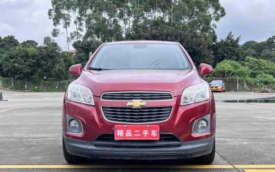 Полный вид б/у 2015 Chevrolet Trax внедорожника, бензин, 4WD, на продажу с ценой на рынке подержанных авто в Китае.