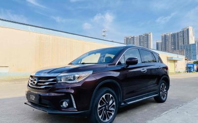 Проверьте подержанный Trumpchi GS4 2017 года, китайский внедорожник с бензиновым двигателем и 2WD.