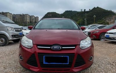 Передний экстерьер б/у 2014 Ford Focus хэтчбек, бензиновый авто, 2WD, на продажу в Китае, с характеристиками, ценой и обзором.