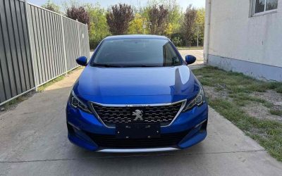 Характеристики седана Peugeot 408 2022, бензин, передний привод, на продажу в Китае