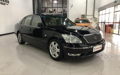 Вид экстерьера Lexus LS 2004, бензиновый седан, подержанный автомобиль на продажу в Китае, характеристики и цена