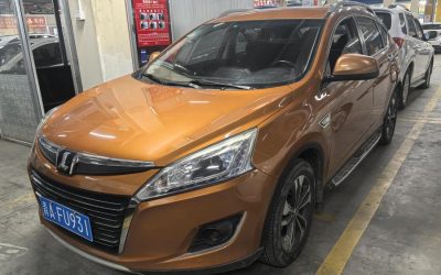 Вид экстерьера Luxgen U6 SUV 2015, бензиновый внедорожник, подержанный автомобиль на продажу в Китае, характеристики и цена