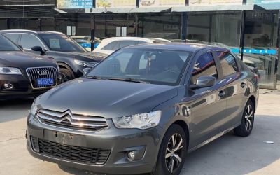 Полный экстерьер подержанного бензинового автомобиля Citroen Elysee 2014 года, седан, на продажу в Китае, с характеристиками и ценой.