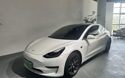 Характеристики седана Tesla Model 3 2020, электрический, задний привод, на продажу в Китае