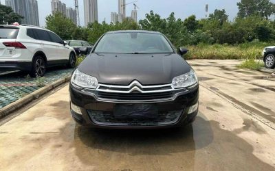 Характеристики седана Citroen C5 2014, бензин, передний привод, на продажу в Китае