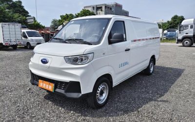 Вид экстерьера Kairui Finless Porpoise 2022, электрический седан, подержанный автомобиль на продажу в Китае, характеристики и цена