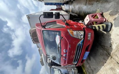 Общий вид подержанного автомобиля JAC QX 2021, внедорожник, бензин, 2WD, китайский подержанный автомобиль на продажу, спецификации, цена, обзоры.