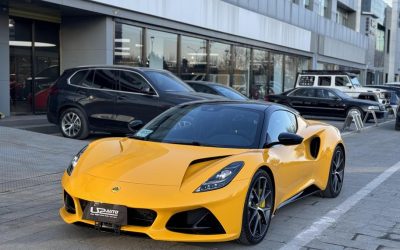 Общий вид подержанного автомобиля Lotus Emira 2024, спорткар, бензин, 2WD, подержанный автомобиль на продажу в Китае, спецификации, цена, обзоры.