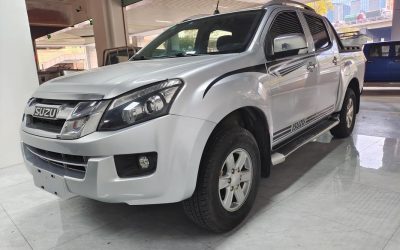 Основной вид экстерьера 2019 ISUZU D-MAX пикап подержанный автомобиль на продажу в Китае, бензин, 4WD, китайский б/у автомобиль, спецификации и цена