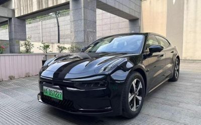 Подержанный Zeekr 001 2024, хэтчбек, электрический, Китай, цена, обзор