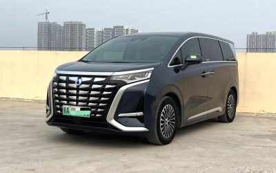 Denza D9 2023, подержанный автомобиль, MPV, подключаемый гибрид, 2WD, китайский рынок, характеристики и цена