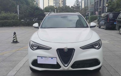 Вид экстерьера Alfa Romeo Stelvio 2018, бензиновый внедорожник, подержанный автомобиль на продажу в Китае, характеристики и цена
