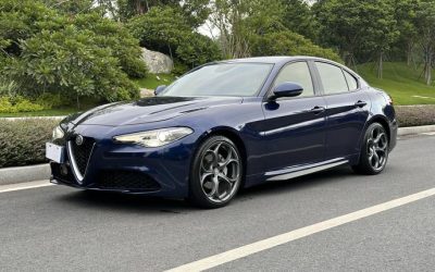 Характеристики седана Alfa Romeo Giulia 2018, бензин, задний привод, на продажу в Китае