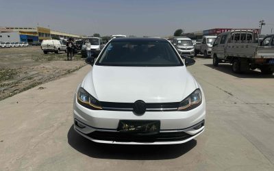 Volkswagen Golf 2018, хэтчбек, бензин, 2WD, подержанный автомобиль из Китая, для покупки, обзор и цена.