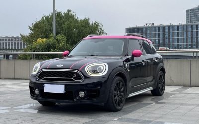 Обзор MINI COUNTRYMAN 2018 SUV, подержанный автомобиль, бензин 4WD, на продажу с ценой и характеристиками.
