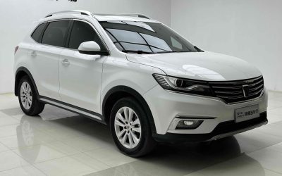Полный экстерьер подержанного Roewe RX5 2018, китайского внедорожника на продажу с бензиновым двигателем 2WD и ценой.