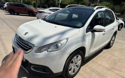 Подержанный Peugeot 2008 2015 интерьер, бензиновый внедорожник, 2WD, на продажу в Китае, проверьте характеристики.