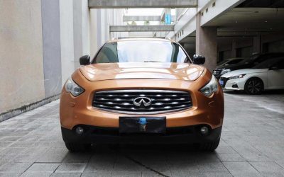 Экстерьер Infiniti FX 2012, подержанный внедорожник на продажу в Китае, обзор характеристик бензина 4WD, цена и покупка в Китае.