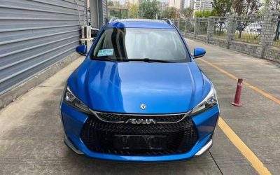 Полный вид Dongfeng Aeolus GS 2020, китайский подержанный автомобиль, внедорожник, бензиновый, 2WD, на продажу с техническими характеристиками и ценой.